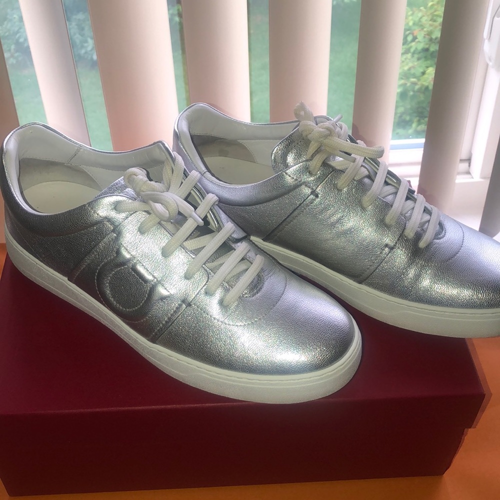Salvatore Ferragamo Argento Kid Sneakers